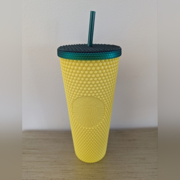 NEW Starbucks Hawaii Exclusive 2020 Pineapple Matte Studded Tumbler Cup 24oz - Picture 1 of 5
